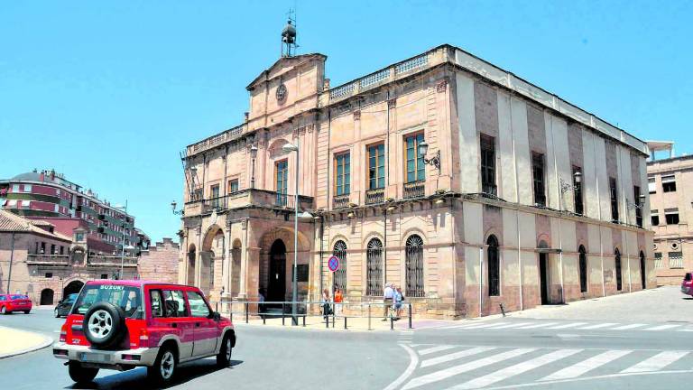 La oposición quiere tumbar los presupuestos socialistas La oposición quiere tumbar los presupuestos socialistas