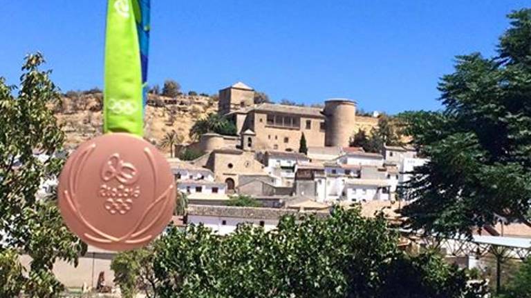 El homenaje de Felipe Reyes a su padre, natural de Canena