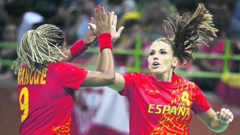 “Las Guerreras” entran en los cruces tras derrotar a Angola “Las Guerreras” entran en los cruces tras derrotar a Angola