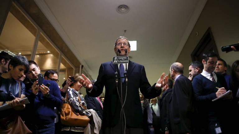 Rajoy insistirá en un tripartito por la “estabilidad” del país Rajoy insistirá en un tripartito por la “estabilidad” del país