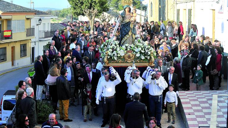 Devoción en Chilluévar a la Virgen de la Paz Devoción en Chilluévar a la Virgen de la Paz