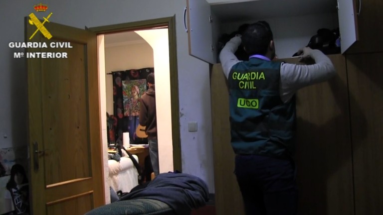 Registro domiciliario en Jaén en una operación nacional contra la pornografía infantil