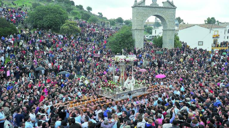 “Yo soy del sur” se rinde a la Romería de La Morenita “Yo soy del sur” se rinde a la Romería de La Morenita