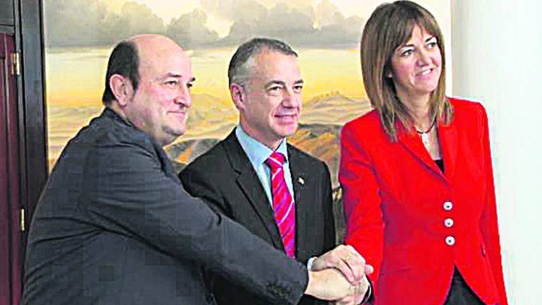 PNV y PSE trabajarán por la reforma del autogobierno PNV y PSE trabajarán por la reforma del autogobierno
