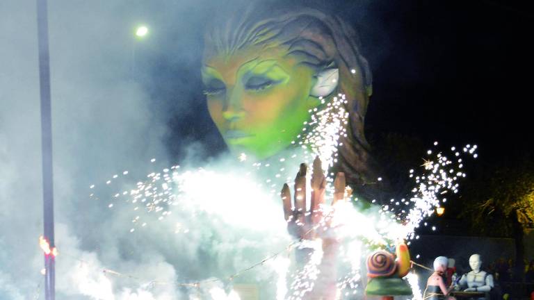 La Fallas de Mancha Real vuelven a arder en Canal Sur La Fallas de Mancha Real vuelven a arder en Canal Sur