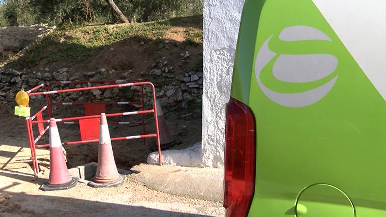 Campiña Digital continúa con su plan para llevar la fibra óptica a Jamilena Campiña Digital continúa con su plan para llevar la fibra óptica a Jamilena