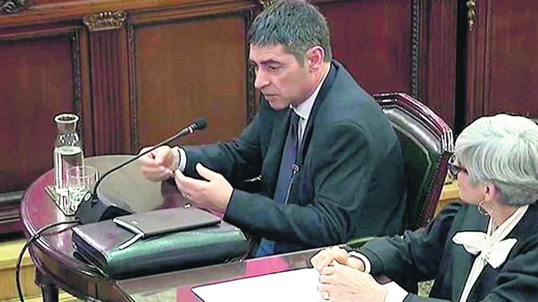 Trapero avisó a Puigdemont de posibles “desórdenes”