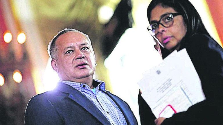 El chavismo pedirá adelantar las elecciones legislativas