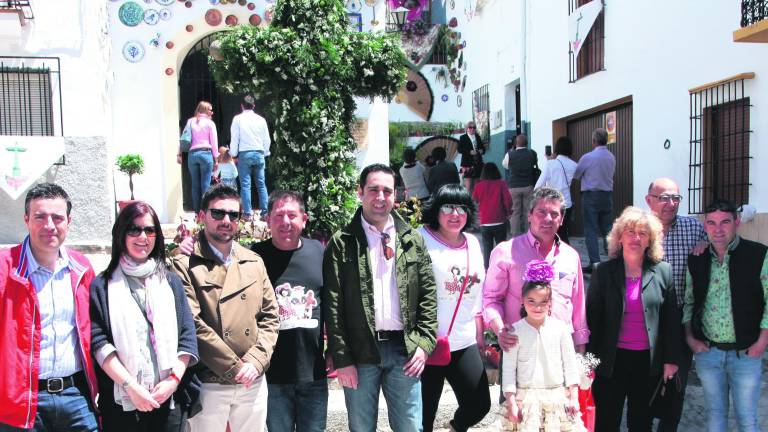 Multitudinarias fiestas de la Cruz Multitudinarias fiestas de la Cruz