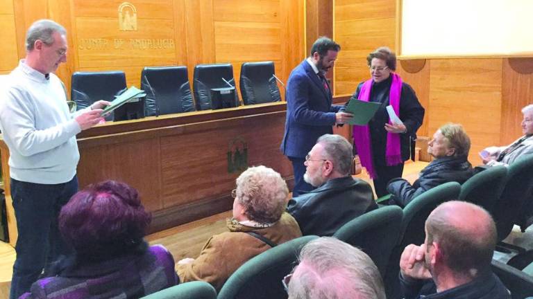 Mejoras en las casas de 38 familias Mejoras en las casas de 38 familias