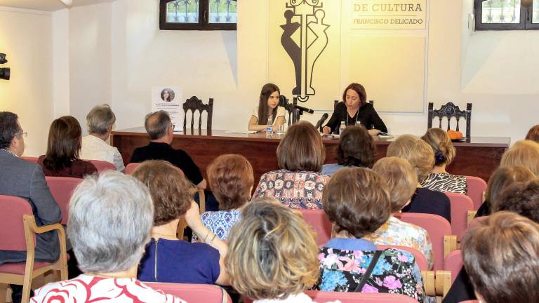 Tarde de poesía en la Casa de Cultura Tarde de poesía en la Casa de Cultura