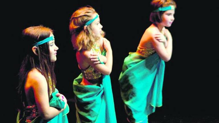 El festival de la Adsur llena el teatro El festival de la Adsur llena el teatro