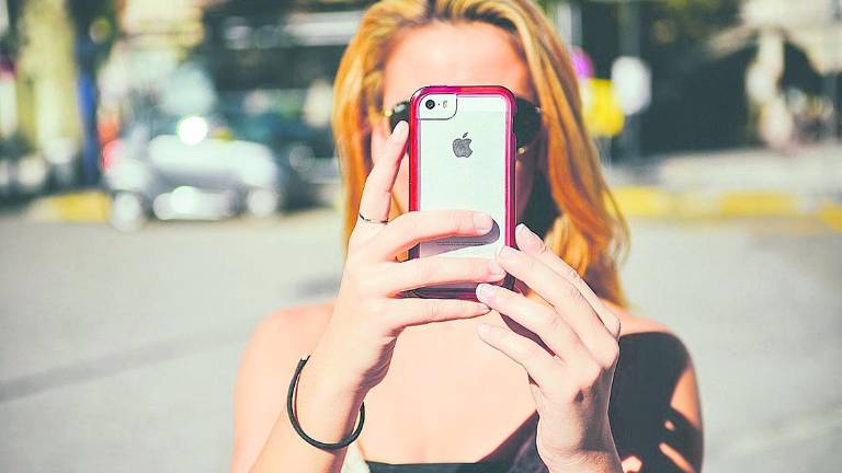 El móvil como principal fuente de distracción El móvil como principal fuente de distracción