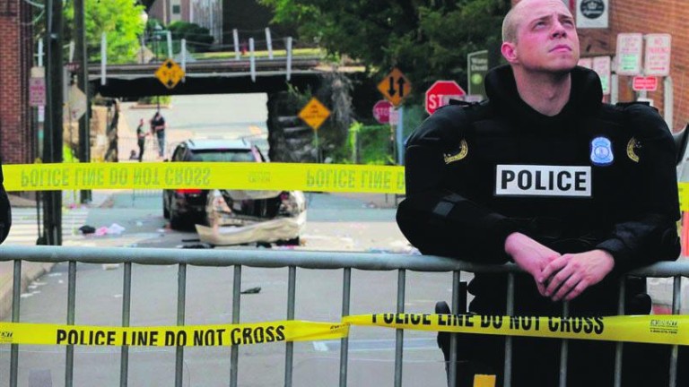 El accidente de Charlottesville es “terrorismo”, según EE UU
