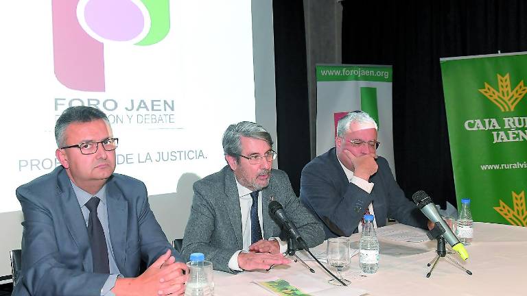 Conferencia del juez Antonio Valdivia Conferencia del juez Antonio Valdivia