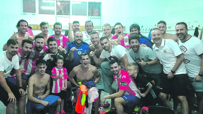 Los tosirianos golean al Poli Almería y se estrenan en Liga