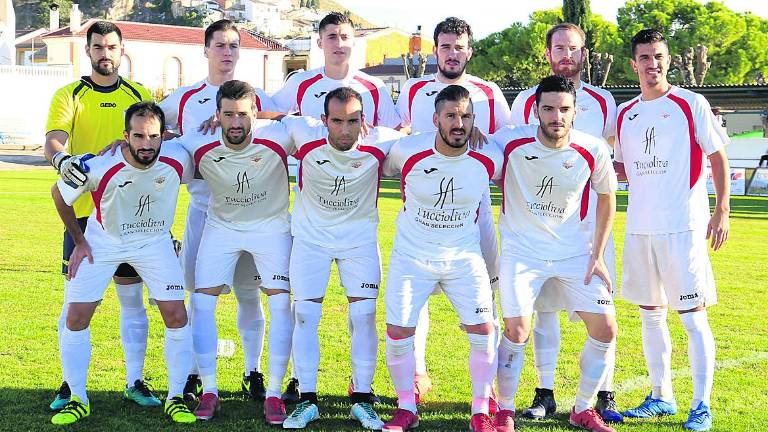 El líder arrolla al Martos en una segunda mitad intratable El líder arrolla al Martos en una segunda mitad intratable