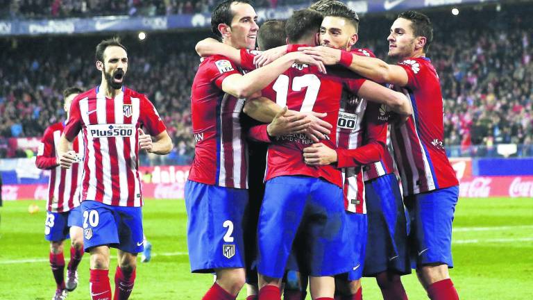 El Atlético remonta y ya es colíder El Atlético remonta y ya es colíder