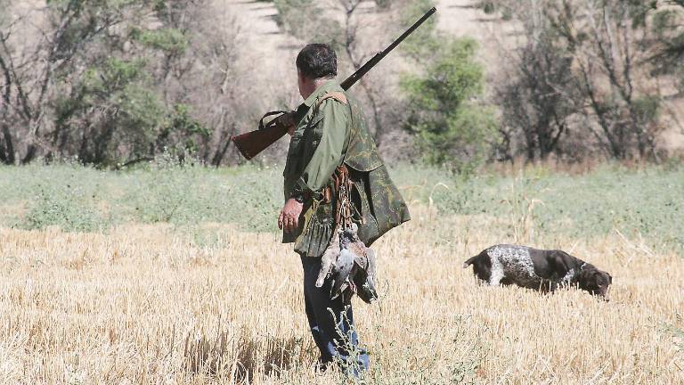 Los cazadores tienen disponible el calendario de vedas hasta abril