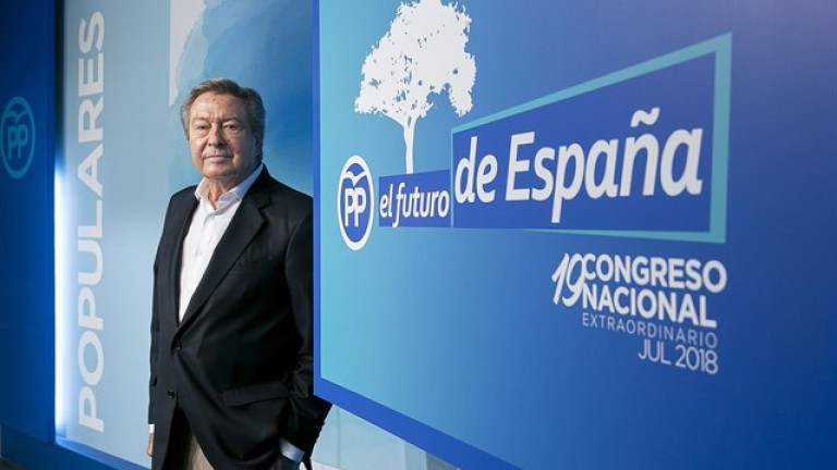 “El futuro de España”, lema para la elección del nuevo líder