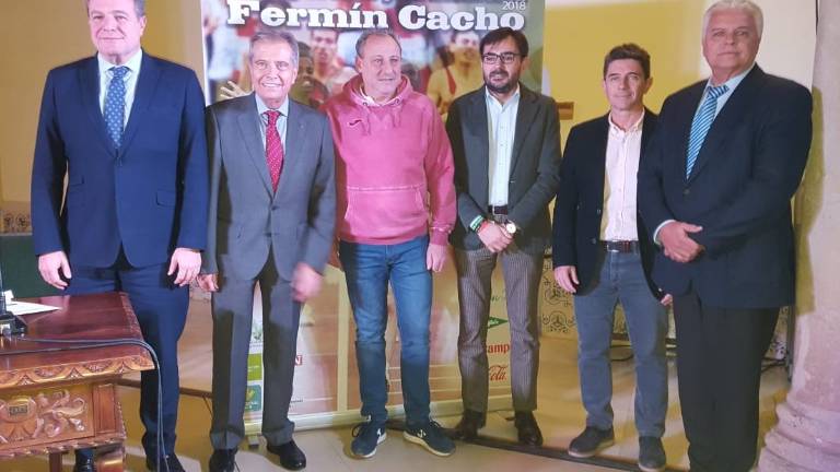 Fermín Cacho rememora su carrera en los Baños Árabes