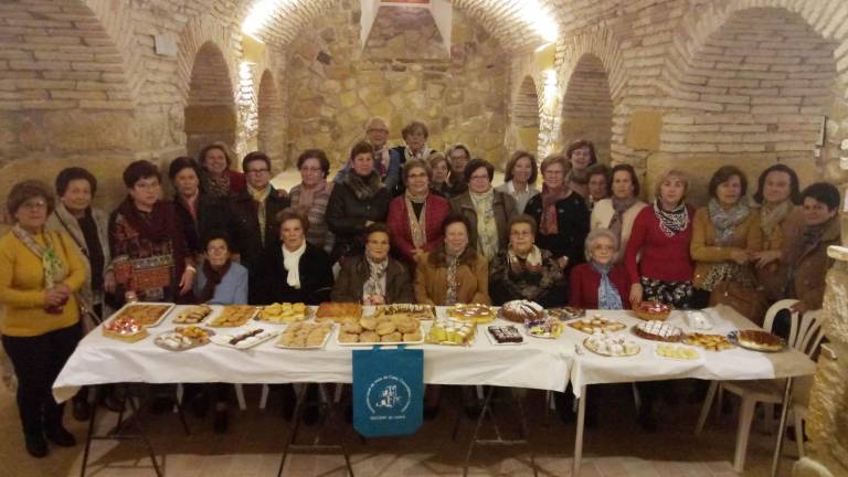 Un alto en el cicloturismo para disfrutar de la mesa Un alto en el cicloturismo para disfrutar de la mesa