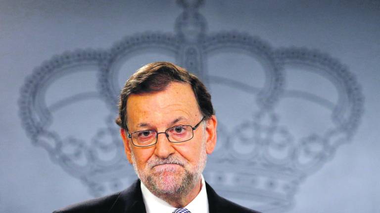 Rajoy acepta formar gobierno, pero no garantiza ir a la investidura Rajoy acepta formar gobierno, pero no garantiza ir a la investidura