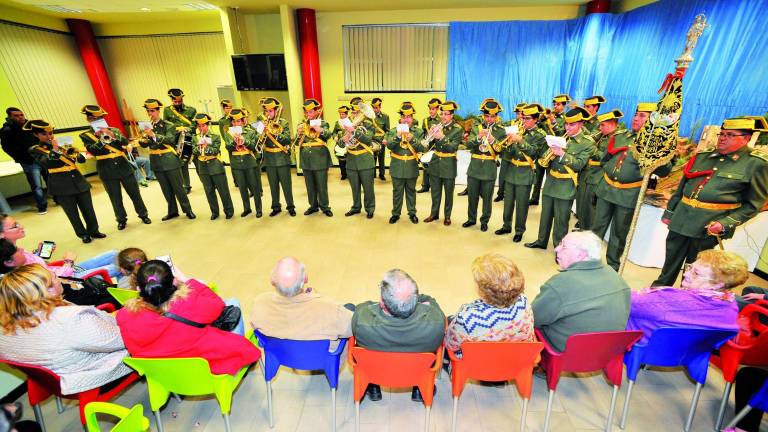 Concierto en el Centro de Mayores del Polígono de El Valle Concierto en el Centro de Mayores del Polígono de El Valle