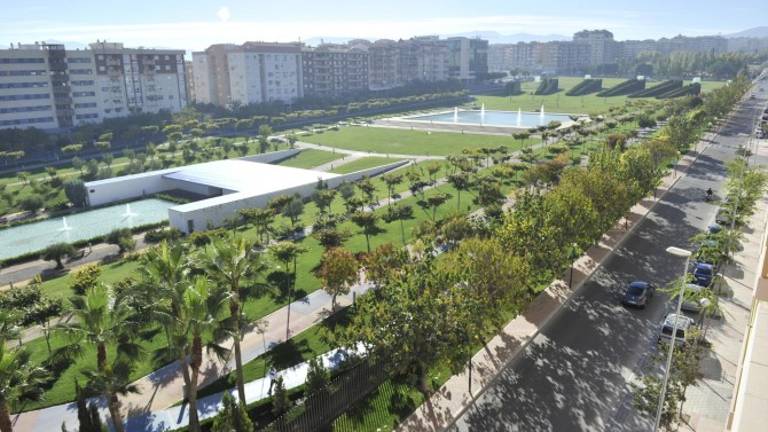 Más vigilancia en el parque del Bulevar para identificar a los autores de los incendios Más vigilancia en el parque del Bulevar para identificar a los autores de los incendios