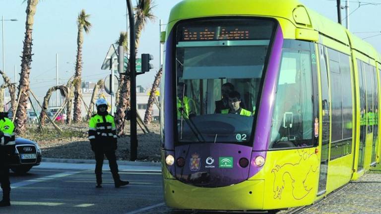 Cuenta atrás para echar andar el tranvía Cuenta atrás para echar andar el tranvía