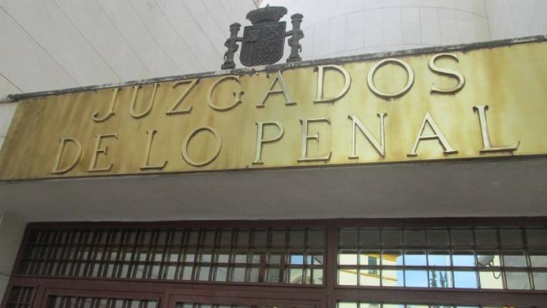 Un año de cárcel a un detective por espiar a un hombre con un GPS Un año de cárcel a un detective por espiar a un hombre con un GPS