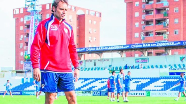 El Linares Deportivo asegura que Óscar Benito se encuentra estable