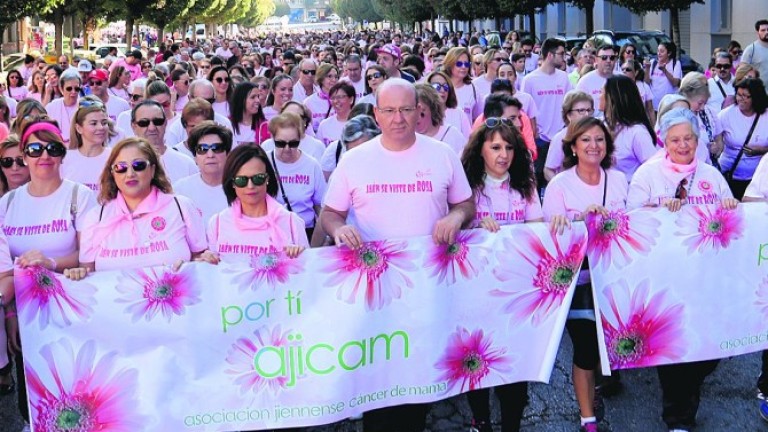 Ajicam dona 10.000 euros para investigar contra el cáncer de mama