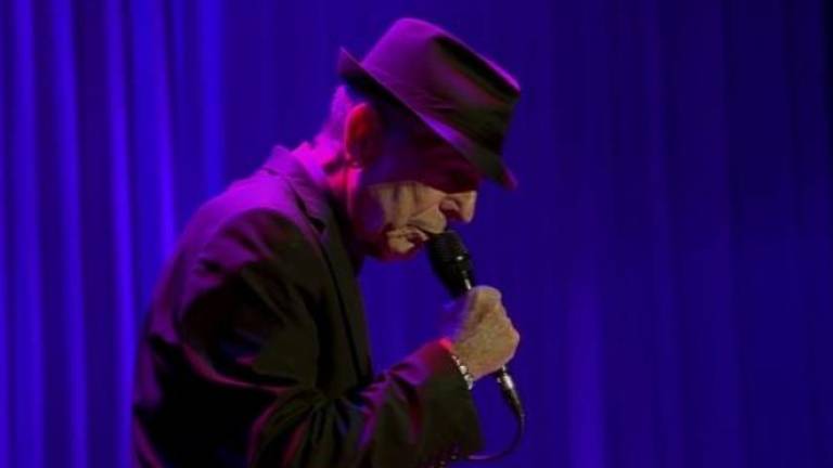Leonard Cohen murió mientras dormía después de una caída en mitad de la noche Leonard Cohen murió mientras dormía después de una caída en mitad de la noche