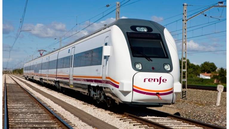 Una falsa alarma por una maleta sospechosa corta 2 horas el tren Sevilla-Jaén