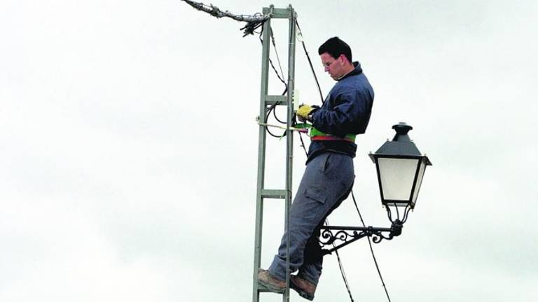 Más de 1.800 enganches ilegales a la luz Más de 1.800 enganches ilegales a la luz