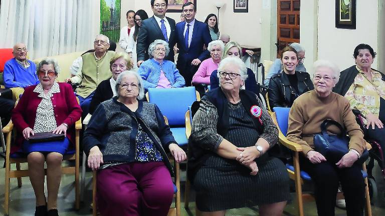 Yi Chongyul acercó la cultura coreana a Jaén en la Residencia de la Inmaculada Yi Chongyul acercó la cultura coreana a Jaén en la Residencia de la Inmaculada