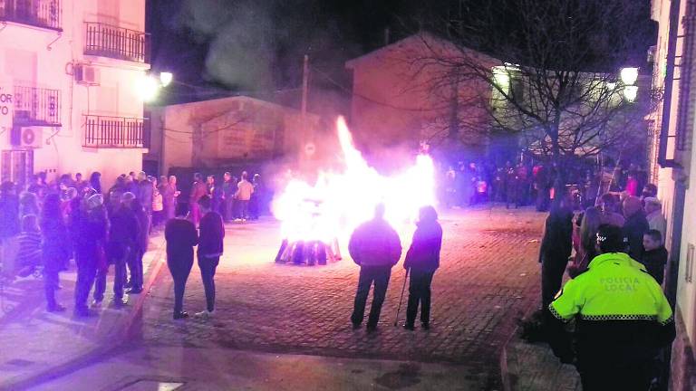 Movimiento para abrir las fiestas Movimiento para abrir las fiestas