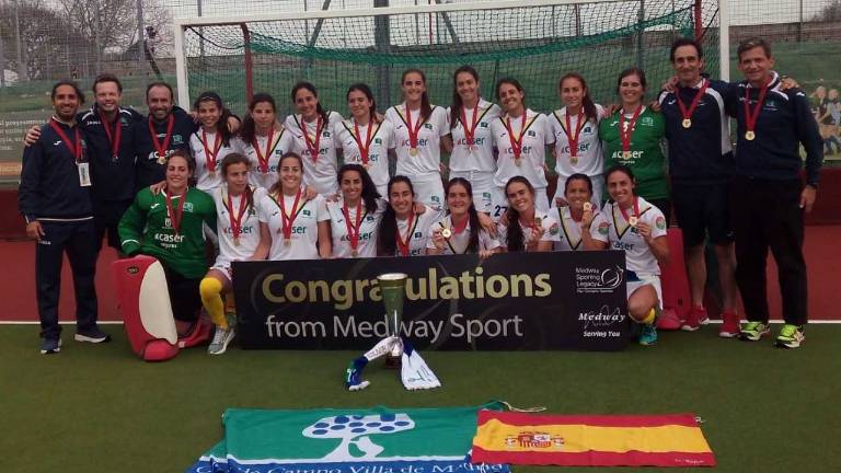 María Ángeles Ruiz y Carmen Cano ganan la Eurohockey Club Trophy María Ángeles Ruiz y Carmen Cano ganan la Eurohockey Club Trophy