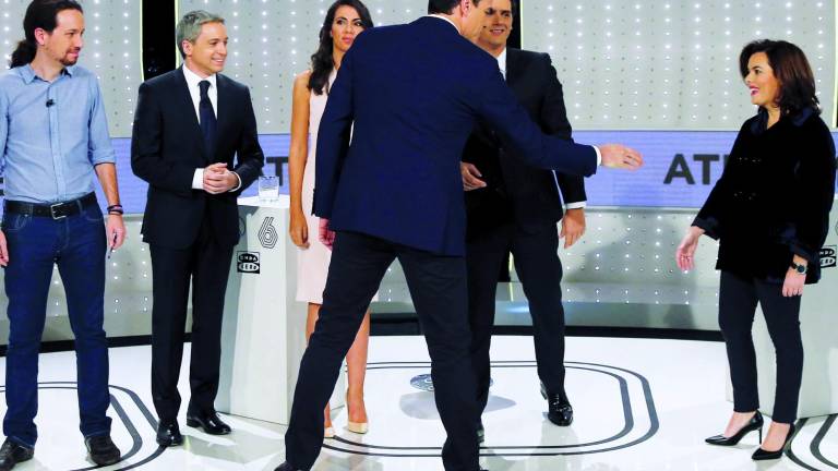 Rajoy justifica su ausencia y alude al cara a cara con Sánchez Rajoy justifica su ausencia y alude al cara a cara con Sánchez