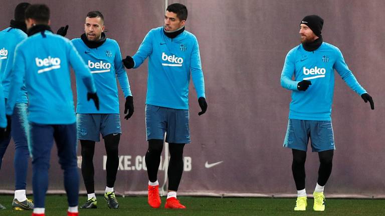 El Barcelona mira a Messi para recibir al mejor Real Madrid El Barcelona mira a Messi para recibir al mejor Real Madrid