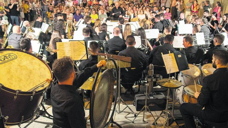 Música ubetense en las noches de Salobreña