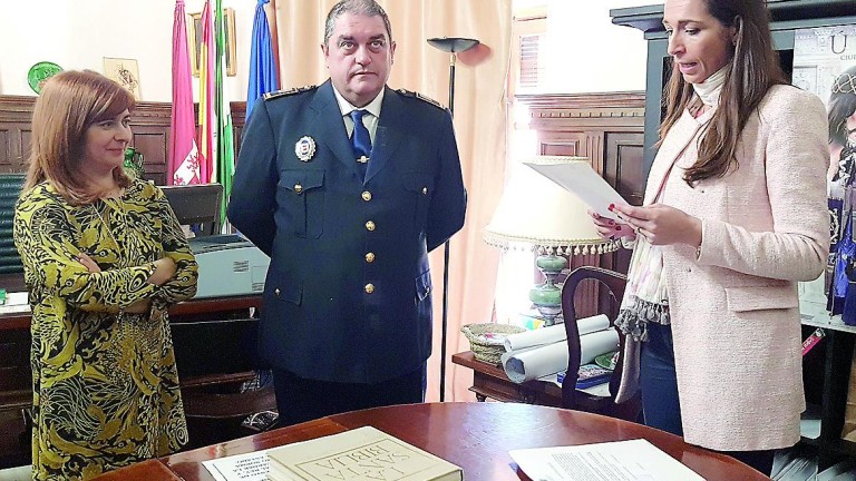 Francisco Muro jura como jefe de la Policía Local