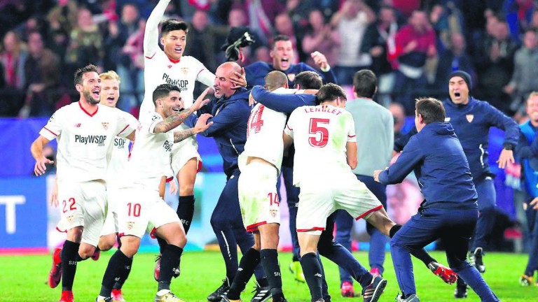 Heroico empate del Sevilla en un segundo tiempo de ensueño