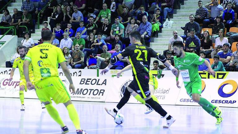 Tardía reacción del Jaén que cae derrotado ante un rival directo Tardía reacción del Jaén que cae derrotado ante un rival directo