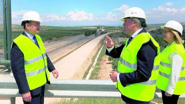 El tramo Grañena-Jaén estará listo el próximo año El tramo Grañena-Jaén estará listo el próximo año