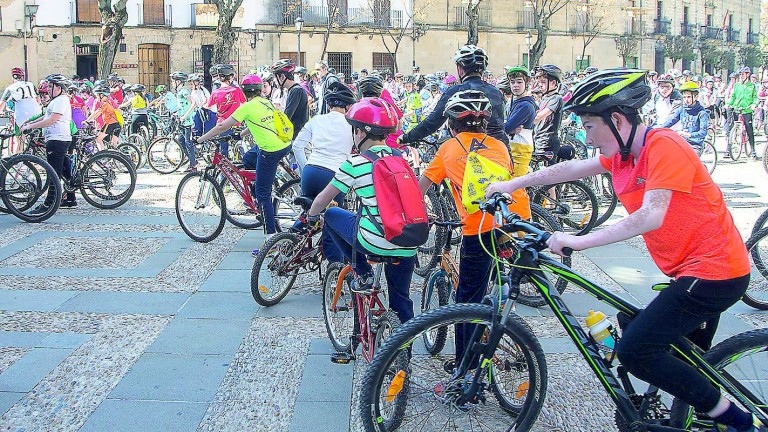 Marcha Ciclista para celebrar el Día Mundial de la Bicicleta