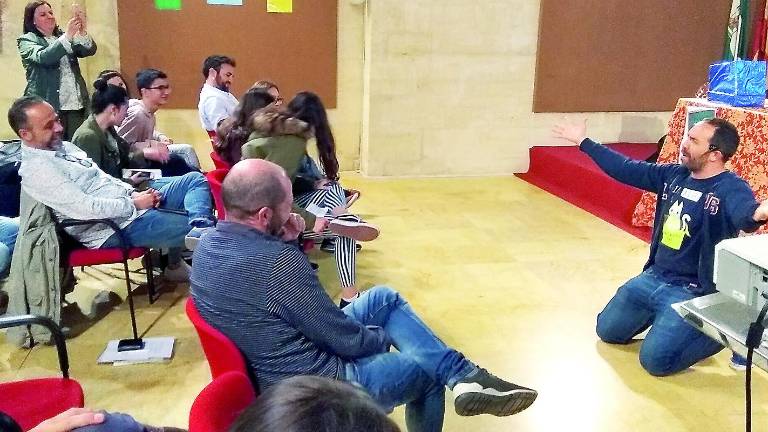 Santi García y Manuel González muestran una ciencia divertida Santi García y Manuel González muestran una ciencia divertida