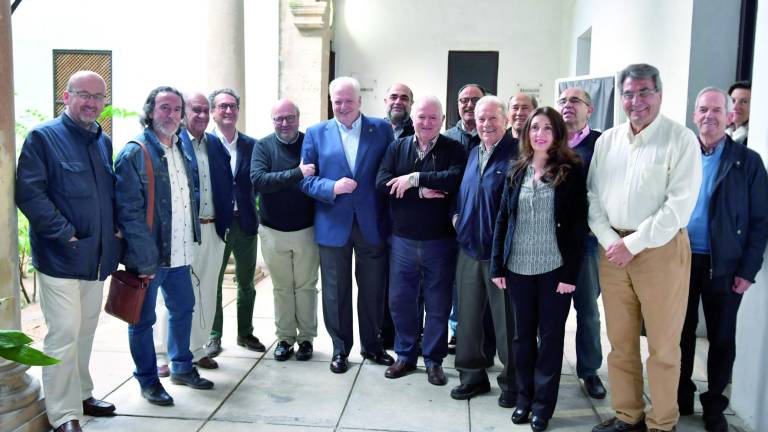 “La Academia” ofrece una charla de Almagro sobre el arte musical “La Academia” ofrece una charla de Almagro sobre el arte musical