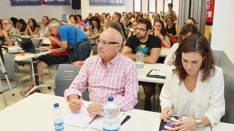 Torres abordará la situación de los refugiados en Europa en los cursos de verano